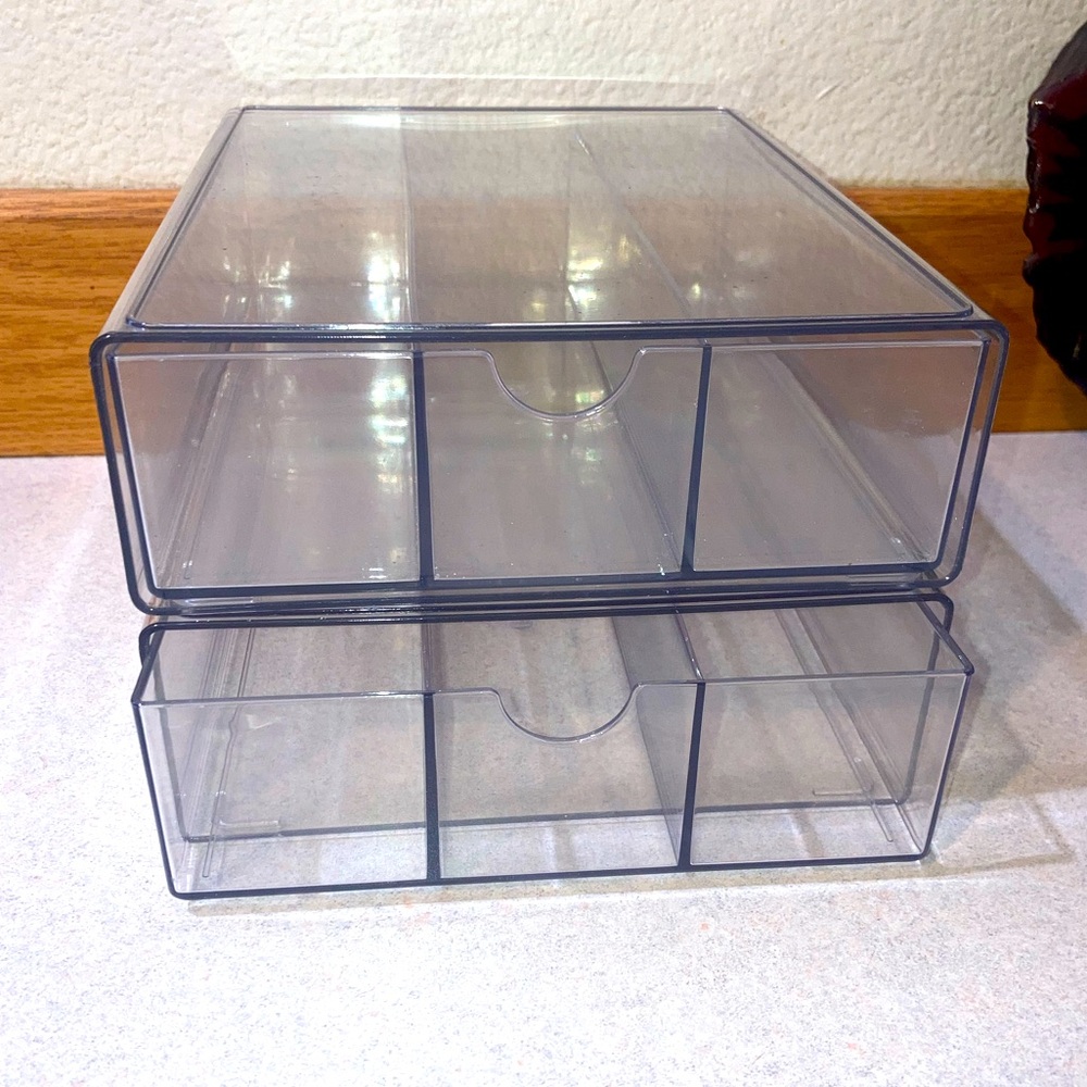 Stackable acrylic organizers